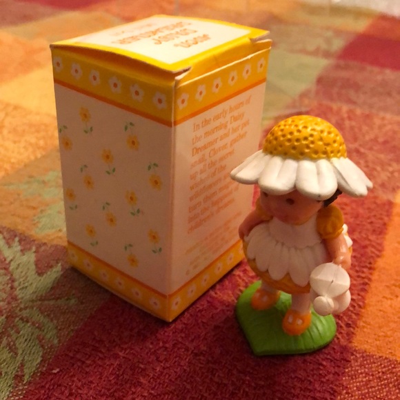 NIB Vintage 1983 Avon Products Daisy Dreamer Mini Blossom  Doll - Picture 11 of 16